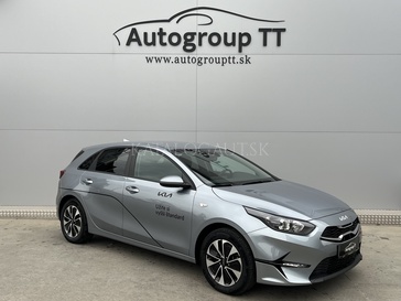Fotografia Kia CEED 1,5 T-GDi M6 SILVER