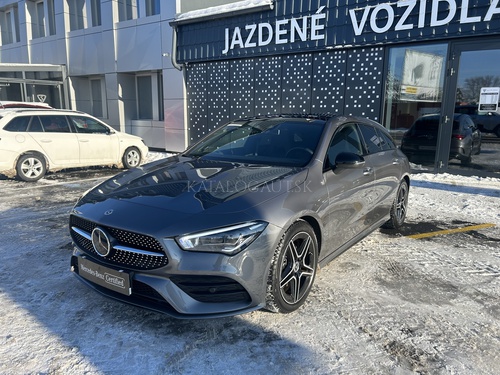 Fotografia Mercedes-Benz CLA 180 Shooting Brake