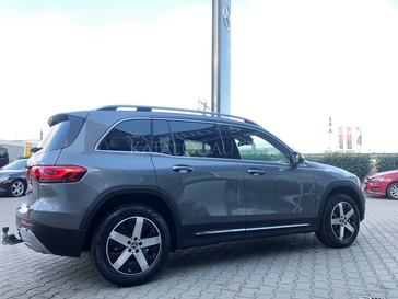 Fotografia Mercedes-Benz GLB 200 d 4MATIC