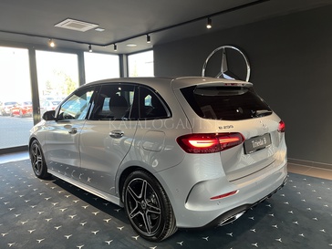 Fotografia Mercedes-Benz B 200