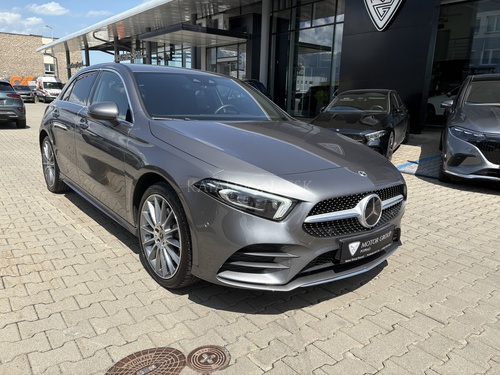 Fotografia Mercedes-Benz A 250 e hatchback