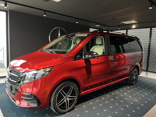 Fotografia Mercedes-Benz Trieda V 300 d EXCLUSIVE long