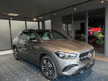 Fotografia Mercedes-Benz GLA 220 4MATIC