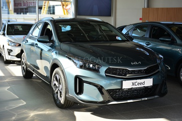 Fotografia Kia XCEED 1,0 T-GDi M6 SILVER 88kW/120k