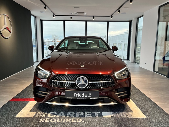 Fotografia Mercedes-Benz E 300 d 4MATIC kabriolet