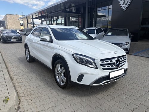 Fotografia Mercedes-Benz GLA 200 d 4MATIC