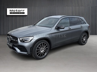 Fotografia Mercedes-Benz GLC 300 4MATIC