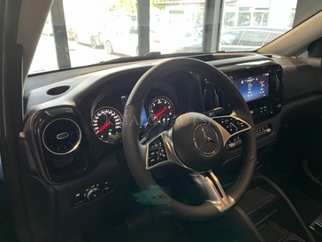 Fotografia Mercedes-Benz Vito Tourer 119CDI 4x4 PRO Long