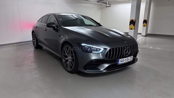 Fotografia Mercedes-Benz Mercedes-AMG GT 43 4MATIC+