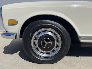 Fotografia Mercedes-Benz 280 SL