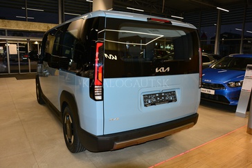 Fotografia Kia PV5 PASSENGER LR ELITE 120kW/163k