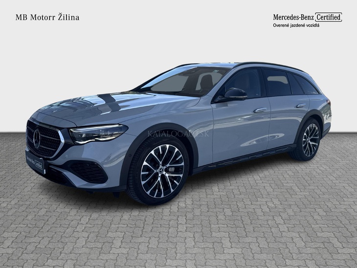 Fotografia Mercedes-Benz E 450 d 4MATIC All-Terrain