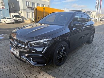 Fotografia Mercedes-Benz GLA 220 4MATIC
