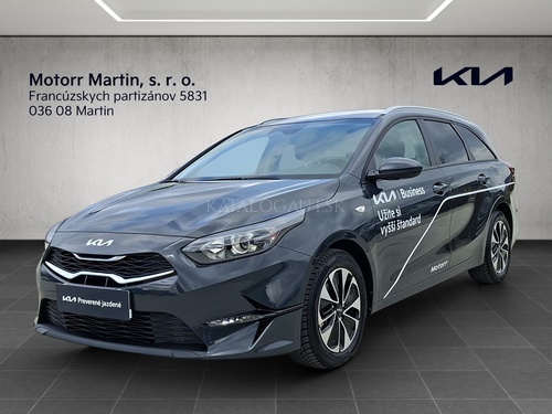 Fotografia Kia CEED SW 1,5 T-GDi 7DCT SILVER + SILVER PACK103kW/140k