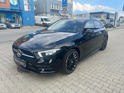 Fotografia Mercedes-Benz A 250 e hatchback