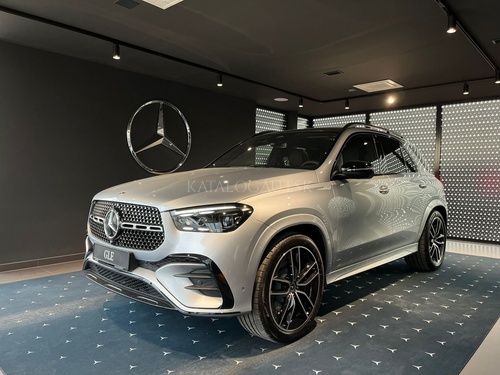 Fotografia Mercedes-Benz GLE 450 4MATIC