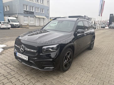 Fotografia Mercedes-Benz GLB 220 4MATIC