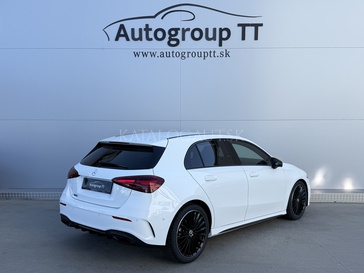 Fotografia Mercedes-Benz A 180 hatchback