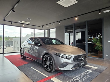 Fotografia Mercedes-Benz A 200 d hatchback