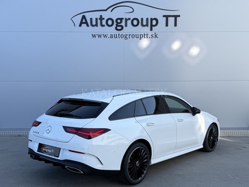 Fotografia Mercedes-Benz CLA 200 Shooting Brake