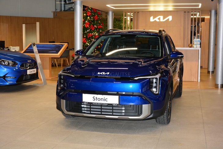 Fotografia Kia STONIC 1,0 T-GDi 7DCT GOLD MY 2026 74kW/100k