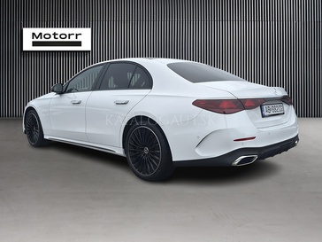 Fotografia Mercedes-Benz E 450 d 4MATIC sedan