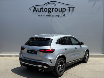 Fotografia Mercedes-Benz GLA 180