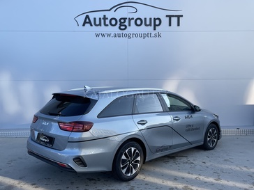 Fotografia Kia CEED SW 1,5 T-GDi SILVER