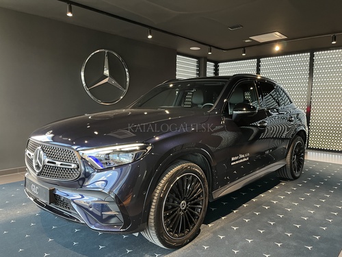 Fotografia Mercedes-Benz GLC 400 e 4MATIC