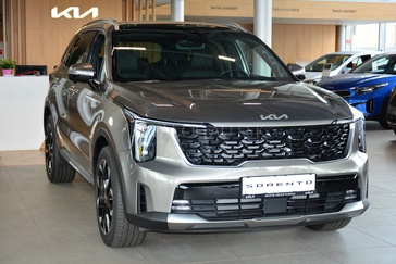 Fotografia Kia SORENTO 2,2 CRDi A8 DCT AWD PLATINUM 5P 142kW/193k