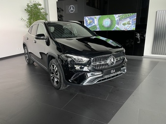 Fotografia Mercedes-Benz GLA 180