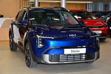 Fotografia Kia STONIC 1,0 T-GDi 7DCT GOLD MY 2026 74kW/100k