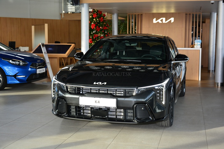 Fotografia Kia K4 1,6 T-GDi HP 7DCT SPORT 132kW/180k