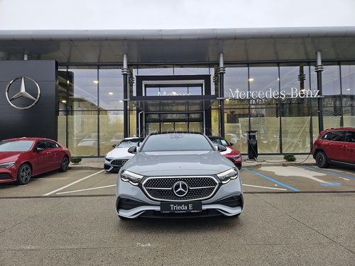 Fotografia Mercedes-Benz E 450 d 4MATIC sedan