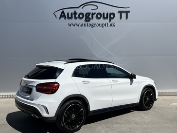 Fotografia Mercedes-Benz GLA 200