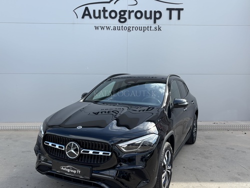 Fotografia Mercedes-Benz GLA 180