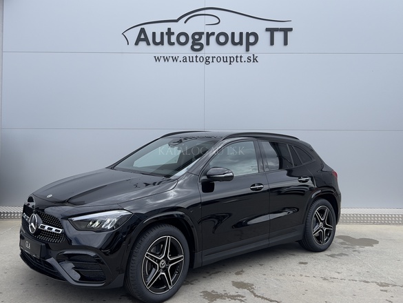 Fotografia Mercedes-Benz GLA 220 4MATIC