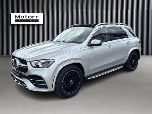 Fotografia Mercedes-Benz GLE 450 4MATIC