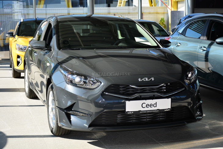 Fotografia Kia CEED 1,0 T-GDi M6 SILVER 74kW/100k