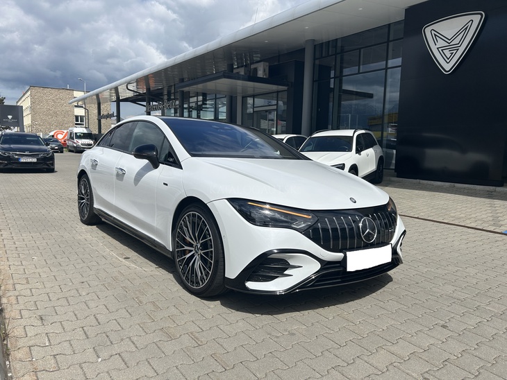 Fotografia Mercedes-Benz Mercedes-AMG EQE 53 4MATIC+ sedan