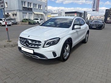 Fotografia Mercedes-Benz GLA 200 d 4MATIC