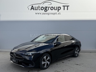 Fotografia Mercedes-Benz CLA 200