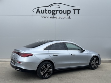 Fotografia Mercedes-Benz CLA 180