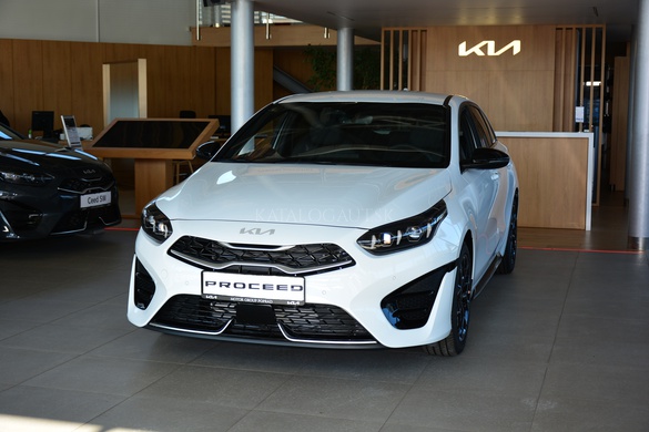 Fotografia Kia PRO CEED 1,5 T-GDi 7DCT GT-Line 103kW/140k