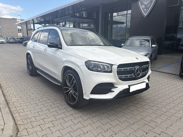Fotografia Mercedes-Benz GLS 450 4MATIC