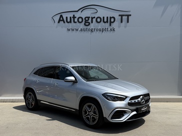 Fotografia Mercedes-Benz GLA 180