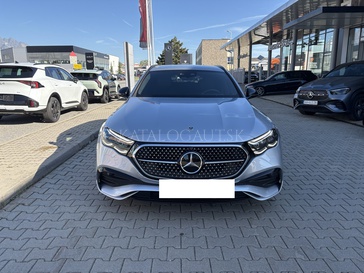 Fotografia Mercedes-Benz E 300 de 4 MATIC kombi