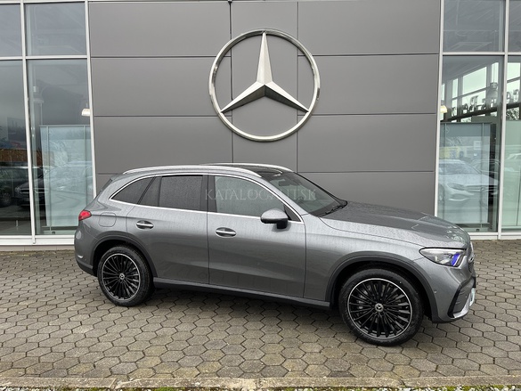Fotografia Mercedes-Benz GLC 300 4MATIC
