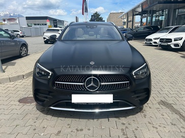 Fotografia Mercedes-Benz E 400 d 4MATIC kombi