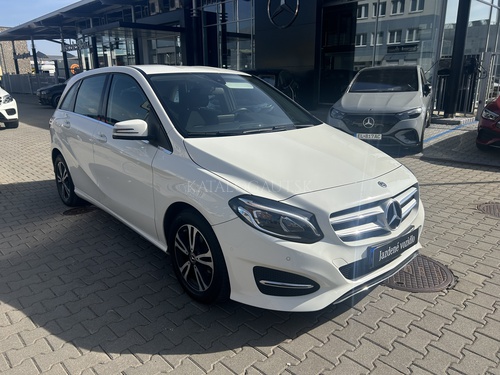 Fotografia Mercedes-Benz B 180